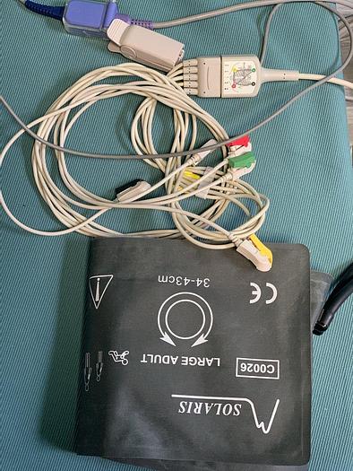 Used GE Dash 4000 Patientenmonitor auf Trolley mit Zubehör, BP1/3, BP2/4, SPo2, Temp/co, NIBP