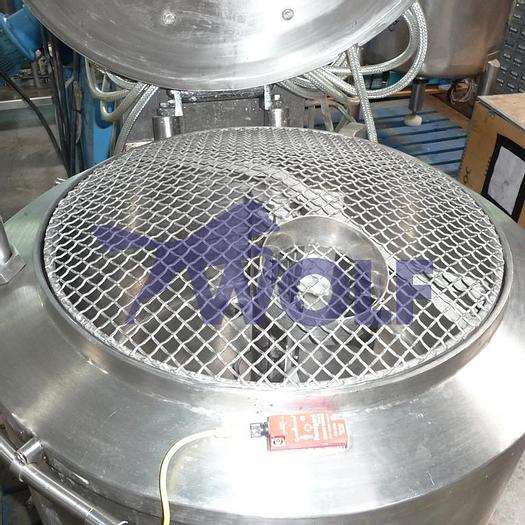 Used Used stainless steel tank equipped with a stirrer.