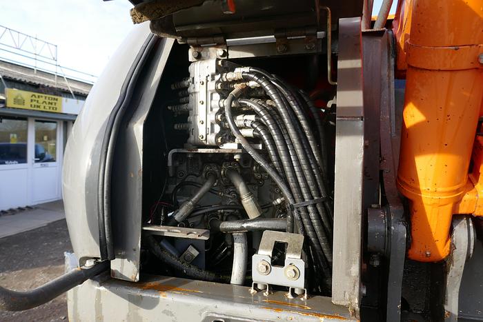 Used 2010 HITACHI ZX225 USLC-3