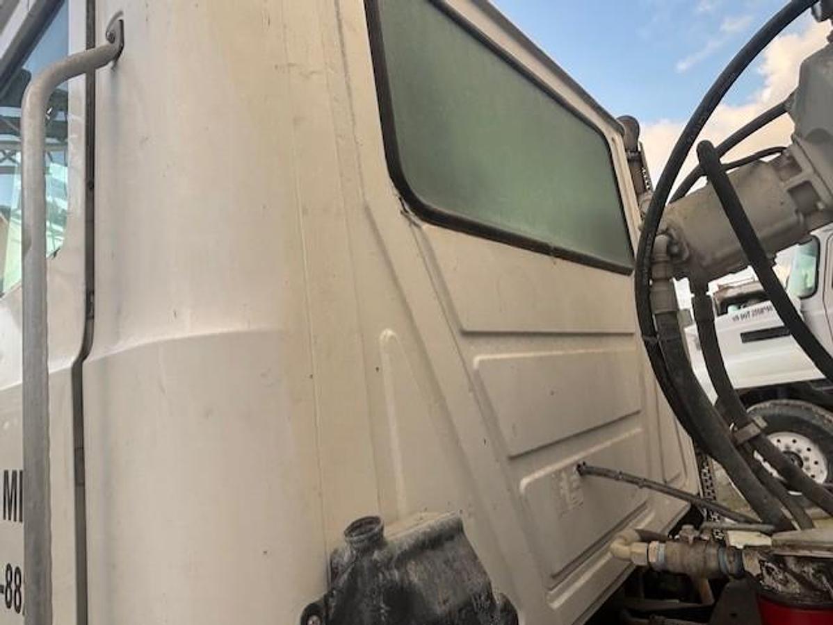 Used 2016 Mack Concrete Trucks