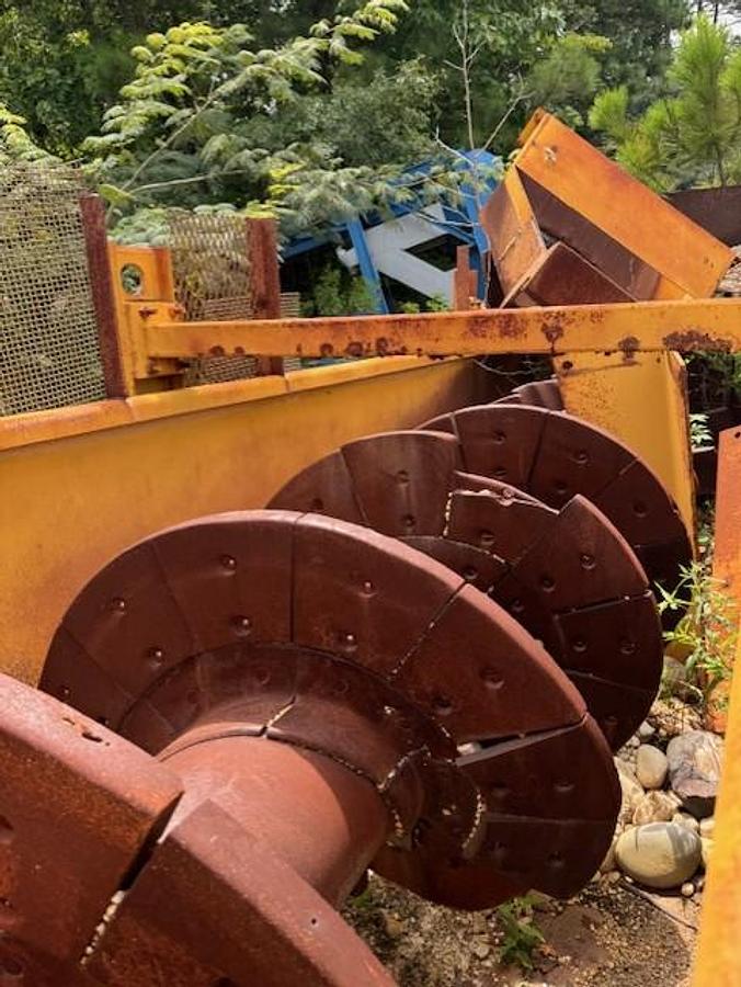 Used Trio 44" Course Material Washer