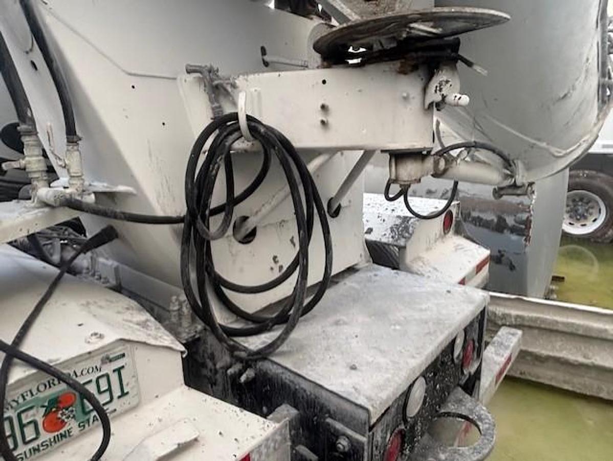 Used 2016 Mack Concrete Trucks