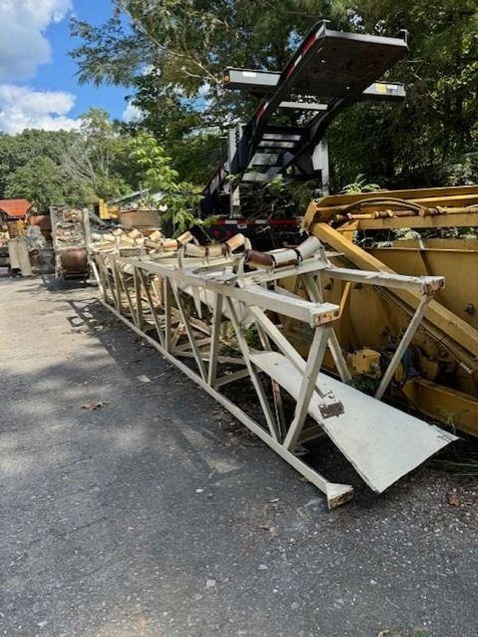 Used 18X100 Radial Stacking Conveyor