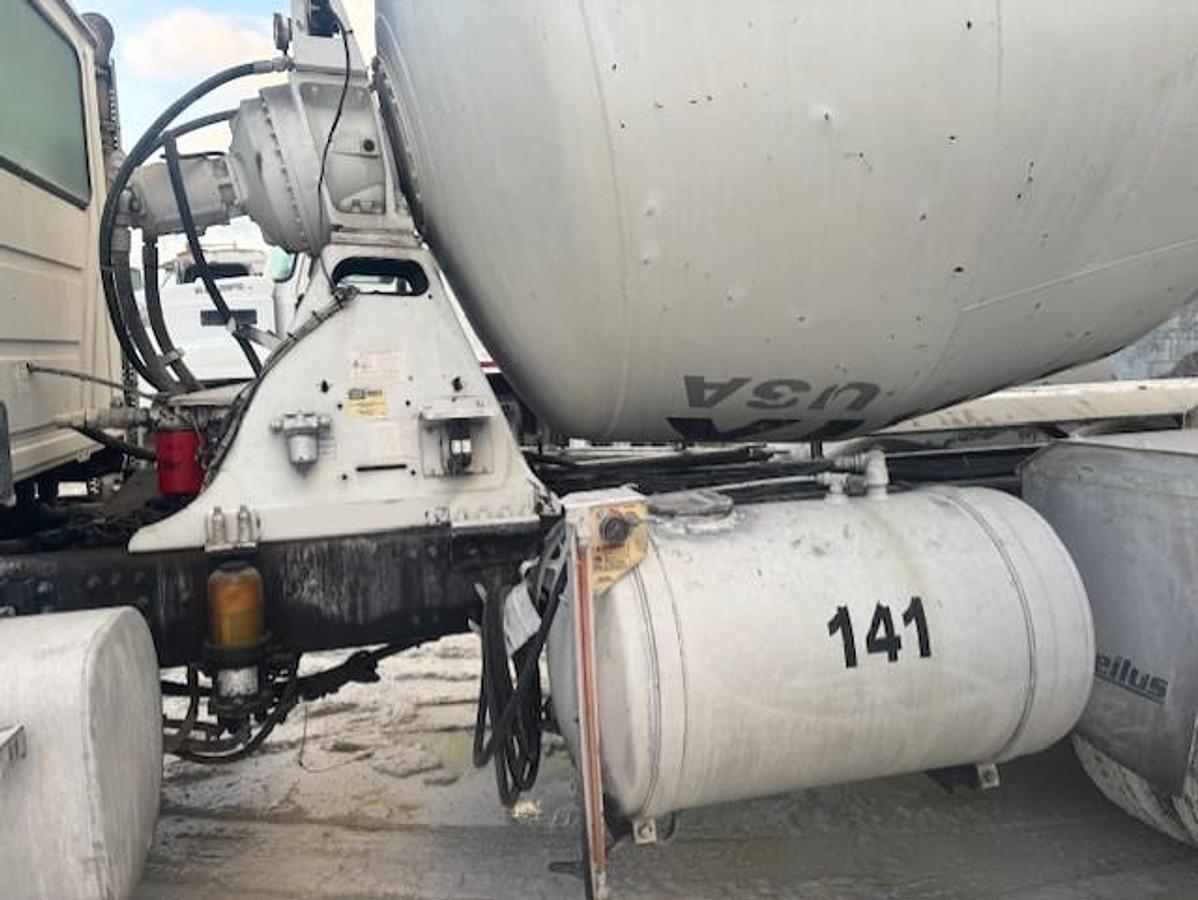 Used 2016 Mack Concrete Trucks