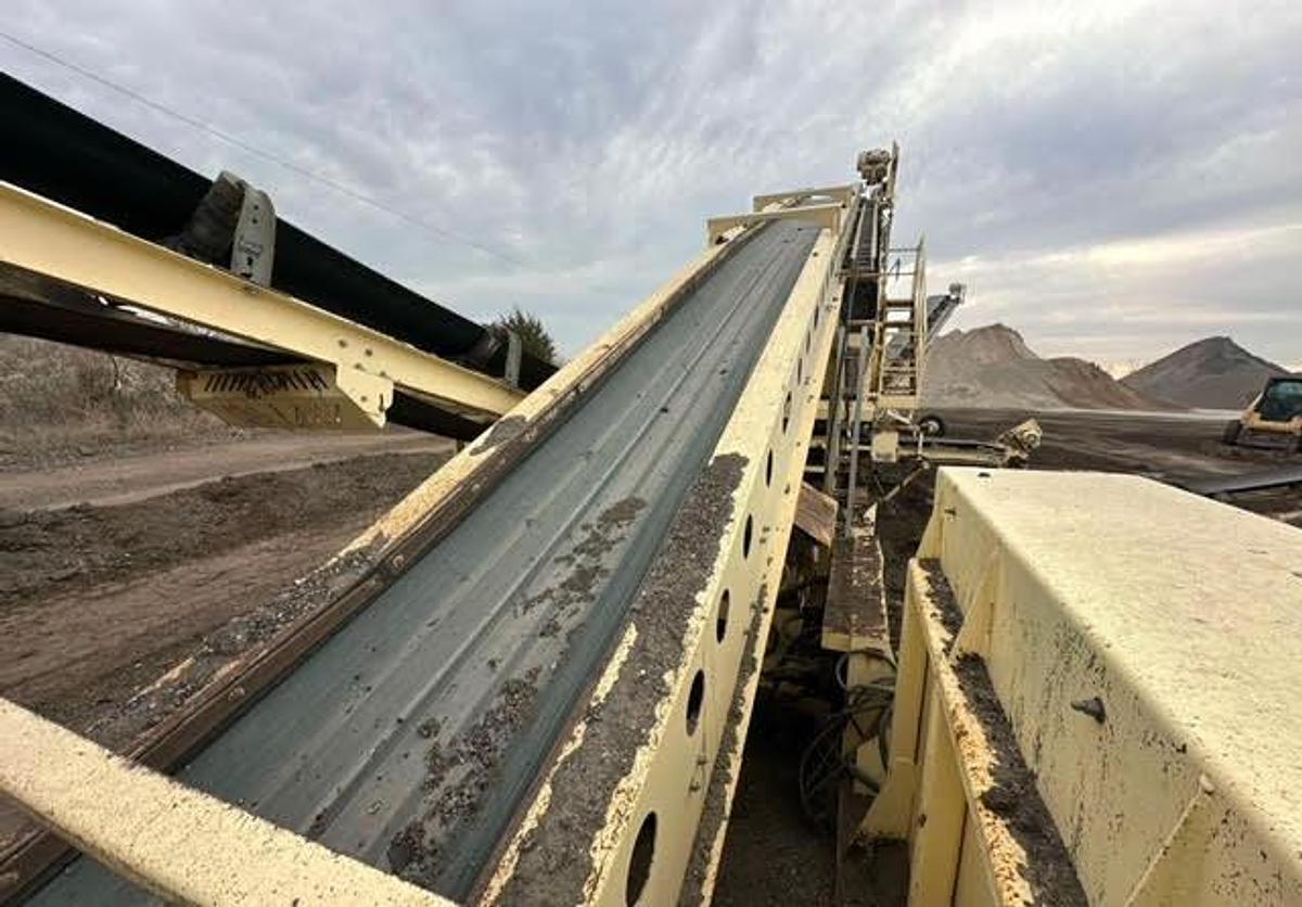 Used ASTEC "PRO SIZER" Model 3100  Portable “Pro Sizer” Milled Asphalt Crusher Screening Plant