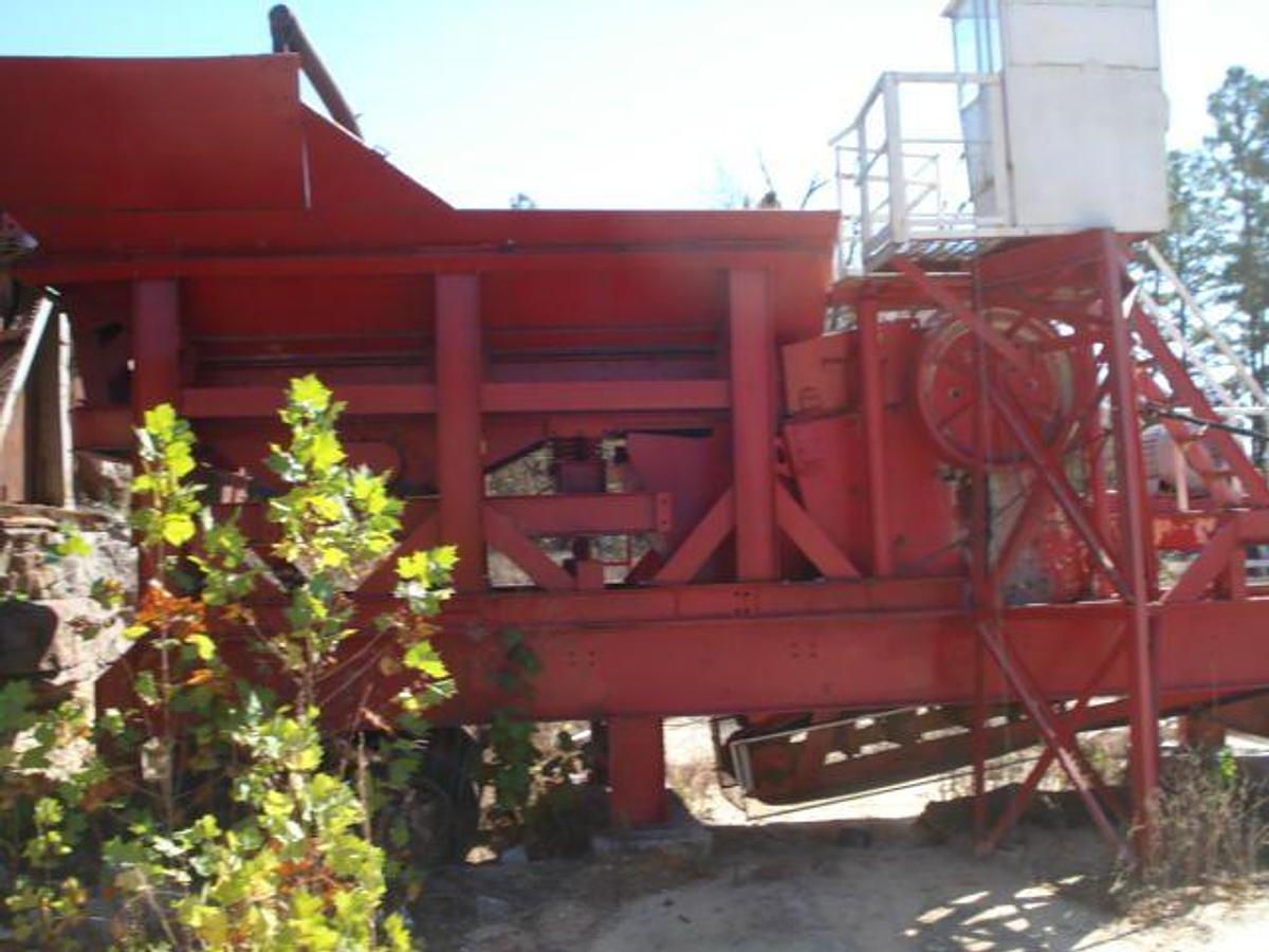 Used Pioneer 3042 Portable Jaw Crushing Plant