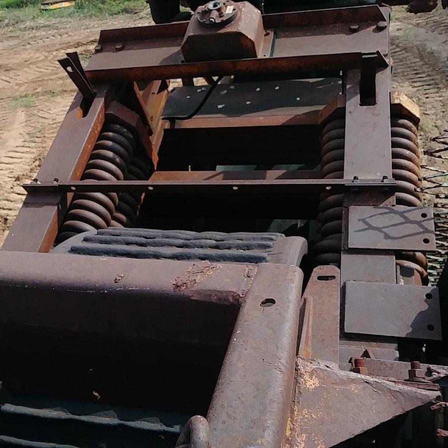 Used Pioneer 40X30 Roll Crushing Plant