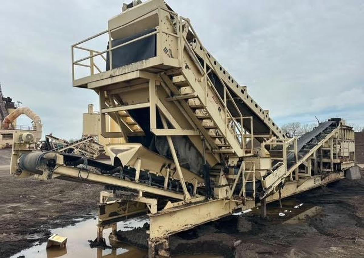 Used ASTEC "PRO SIZER" Model 3100  Portable “Pro Sizer” Milled Asphalt Crusher Screening Plant