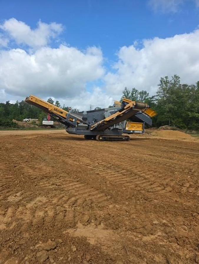 Used 2022 Bradford SR124