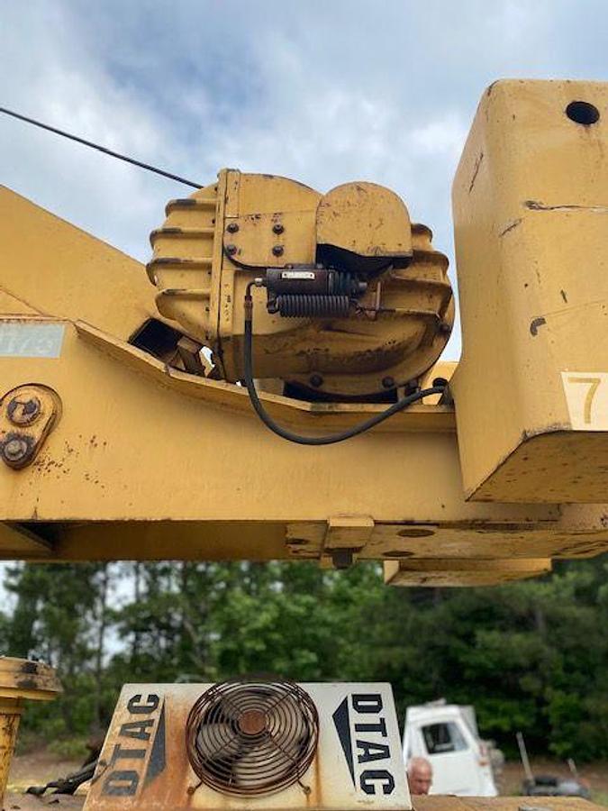 Used Dresser Gallion 150A Crane