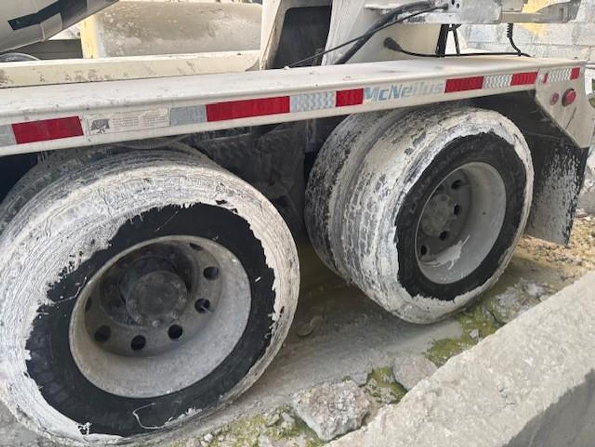 Used 2016 Mack Concrete Trucks