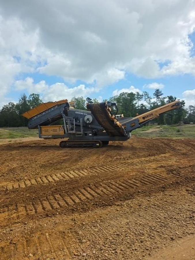 Used 2022 Bradford SR124