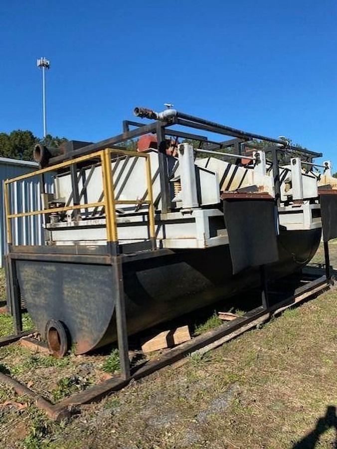 Used DelTank 4X8 Dewatering Screens