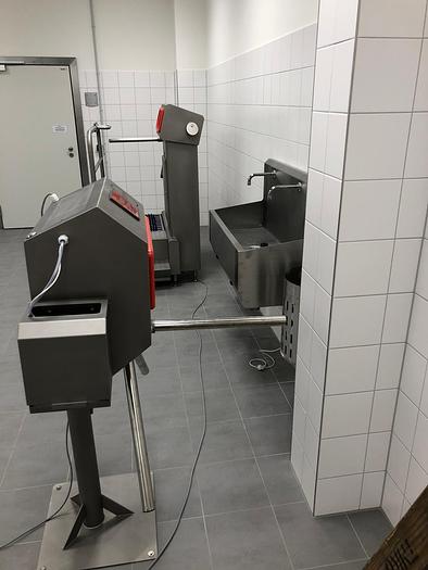 Desinfektions- und Reinigungsstation NEU!!!