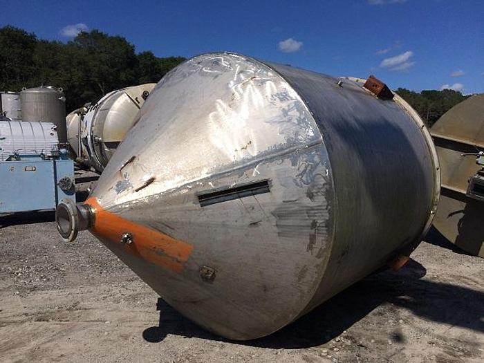 Used Used approximately 2700 gallon/368 cu.ft. stainless steel cone bottom tank