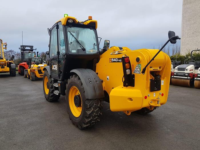 Used Demo 2021 model - JCB 540-140