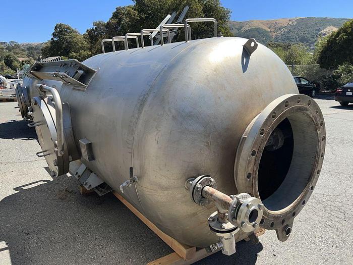 Used Tank, 950 Gallon, S/st, 55 PSI, DT/DB, Morfab, ASME #S744618