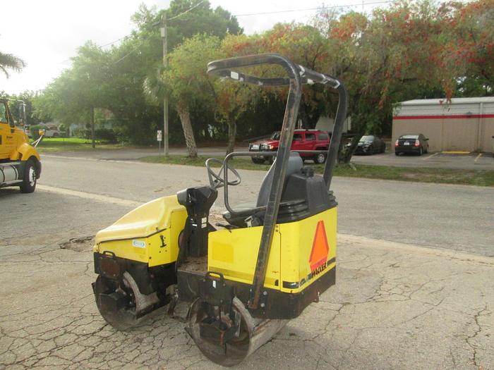 Used Wacker Neuson RD11A Roller