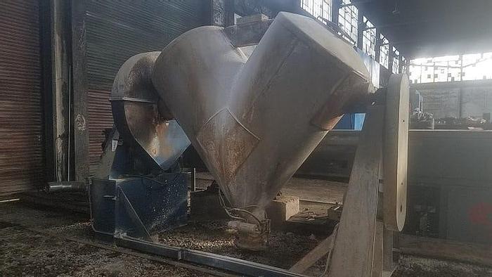 Used 75 CU. FT. P-K TWIN SHELL BLENDER – S/S – WITH INTENSIFIER BAR