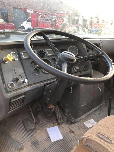 Used 1988 Mobile B57 Drill Rig