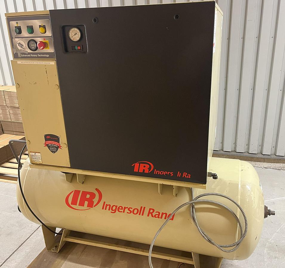 Used Used Ingersoll-Rand Rotary Screw Compressor with Air Dryer, Model UP6-15CTAS-150-W