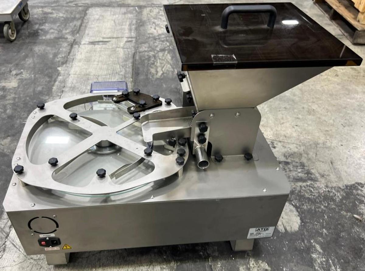 Used Used ATG Pharma Table-Top Electronic Counter for Tablets-Capsules and Soft Gels, Model ATC-410