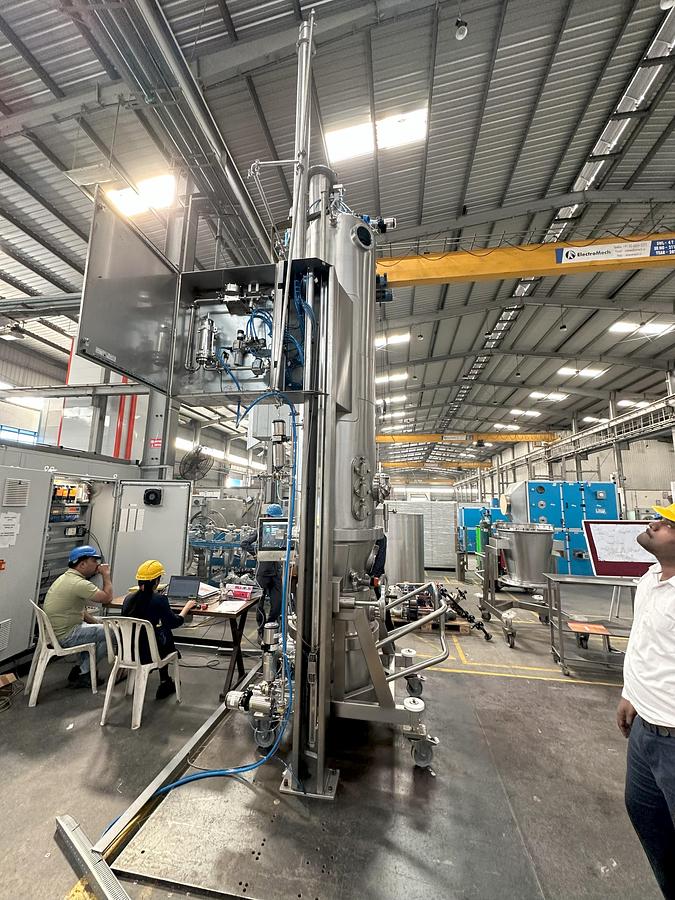 UNUSED ACG STAINLESS STEEL FLUID BED PROCESSOR, MODEL FBC 125 XꞏONE