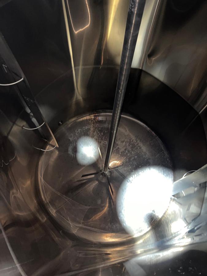 Used Used 4,300 Gallon Stainless Steel Vertical Mixing Tank