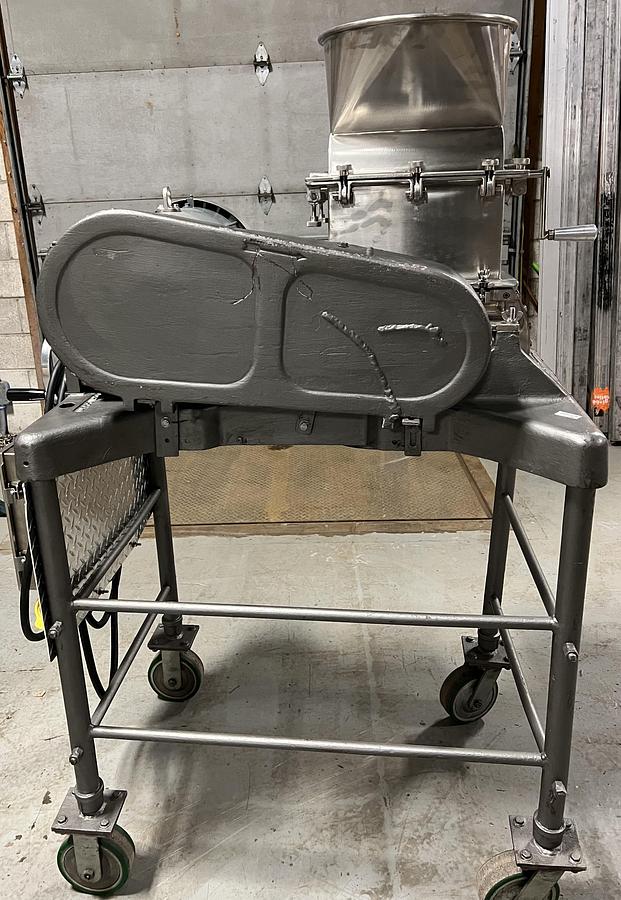 Used Used Fitzpatrick Size Reduction Fitzmill, Model DAS06