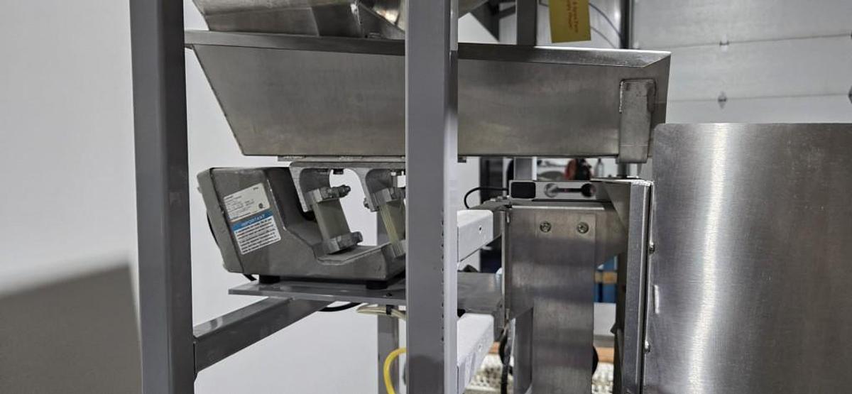 Used Used Logical Machines Semi-Automatic Single Lane Net Weigh Filler