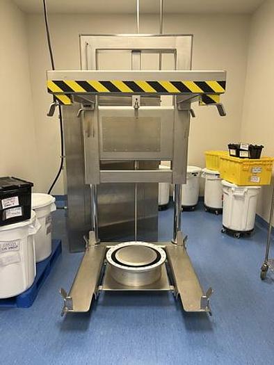 Used Used Matcon Single Pedestal IBC Blending System for Powders