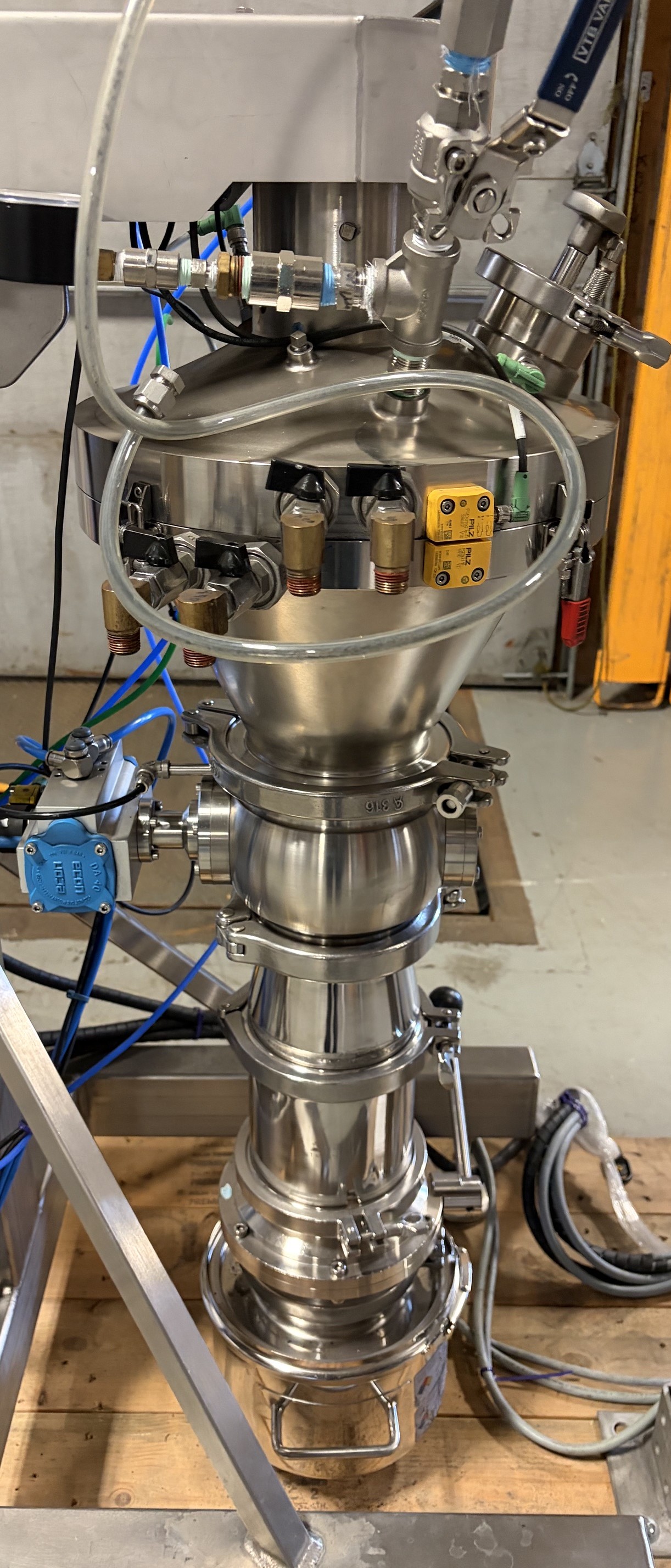 Used Used Stainless Steel Hosokawa Micron Cyclomix Pilot High Shear Mixer, Model IM-5