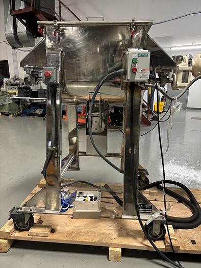 Used Used S. Howes 4 Cu Ft Stainless Steel Double Ribbon Blender, Model S-300