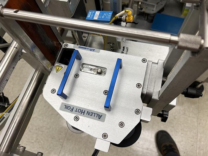 Used Used Accraply Pressure Sensitive Wraparound Labeler