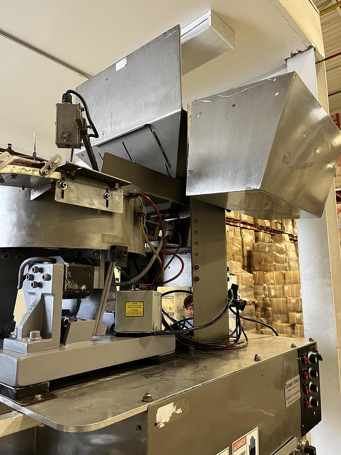 Used Used Equipment Express Automatic Inline Quill Capper