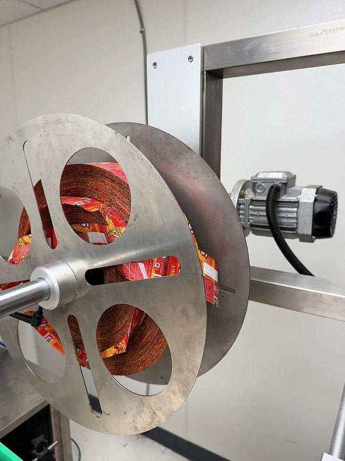 Used Used Shangai Yiman Shrink Sleeve Labeling Machine