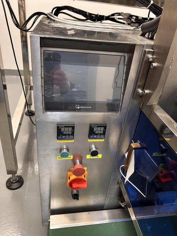 Used Used Vertical – 3-Sided Pouch Filler, Model P-1181SSVF-4C