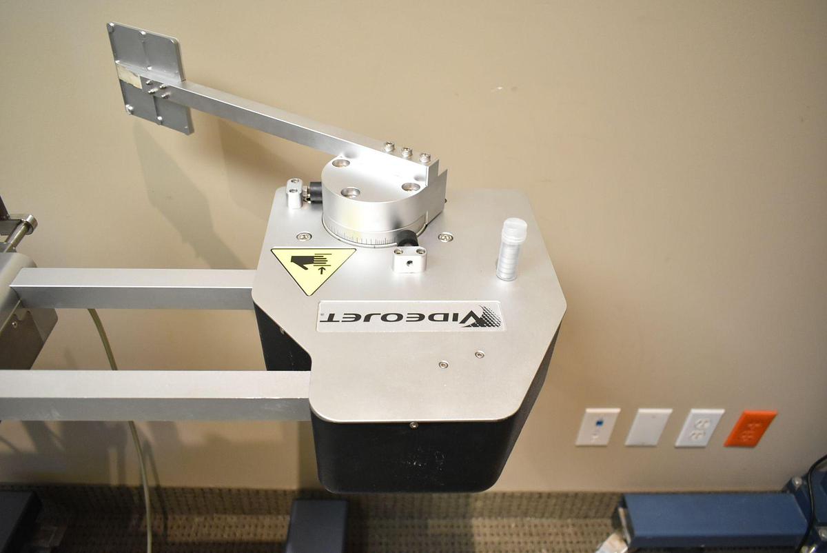Used 1 Used Videojet Thermal Print and Apply Labeler with 300T Tamp, Model VJ9550
