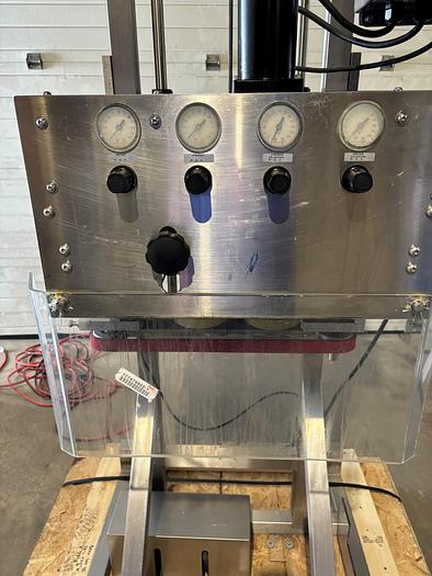 Used Used Stainless Steel Inline Cap Tightener/Retorquer