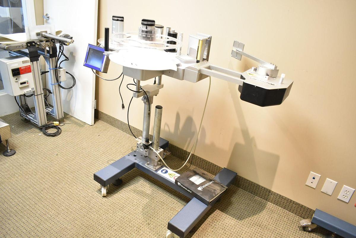 Used 1 Used Videojet Thermal Print and Apply Labeler with 300T Tamp, Model VJ9550