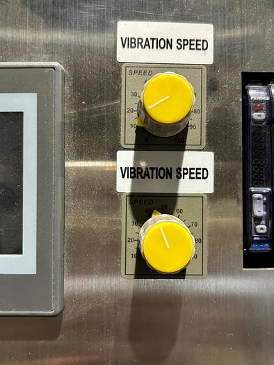 Used Used SaintyCo Table-Top Electronic Tablet/Capsule Counter, Model TM-100