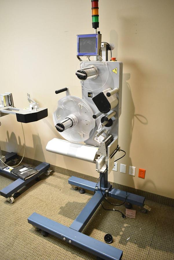 Used 10 PRESSURE SENSITIVE/SLEEVE LABELERS WE HAVE FOR SALE