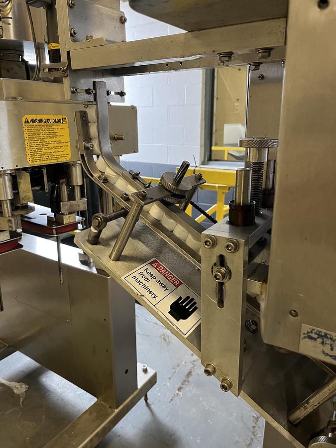 Used Used Equipment Express Automatic Inline Quill Capper