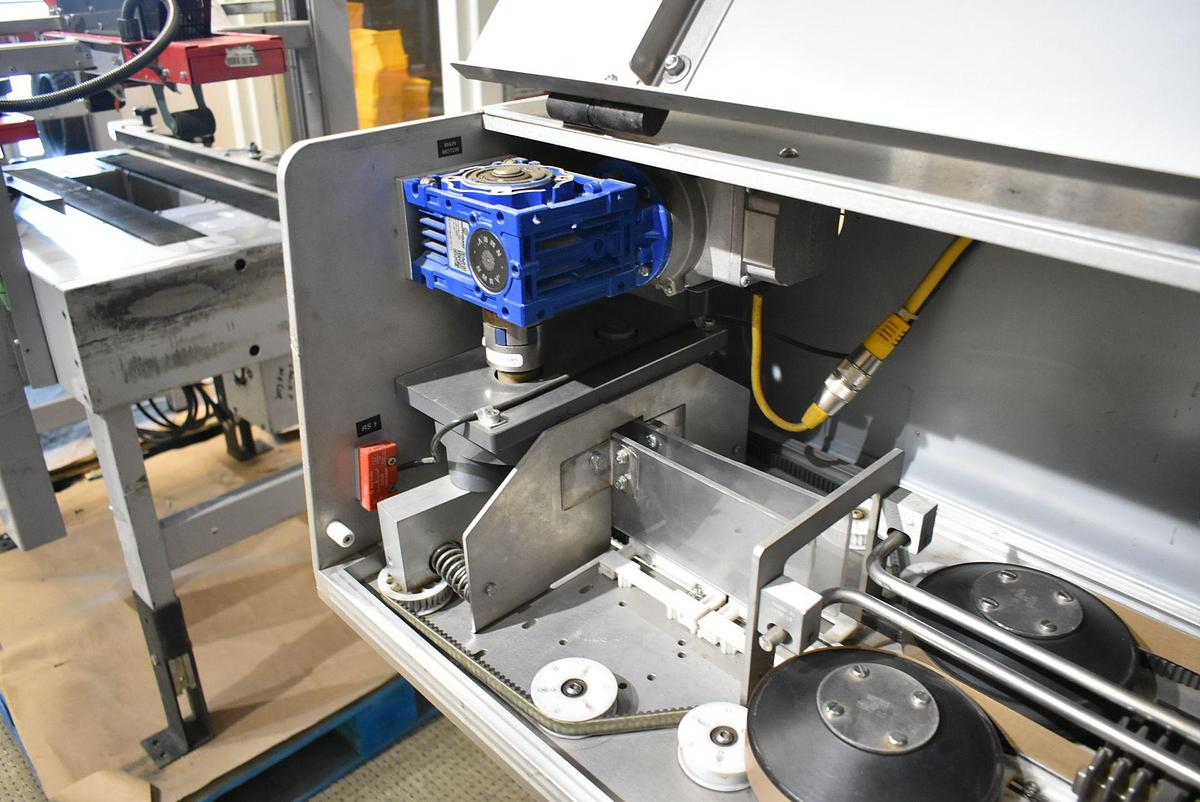 Used Used Bosch Continuous Bag Sealer, Model CBS-D