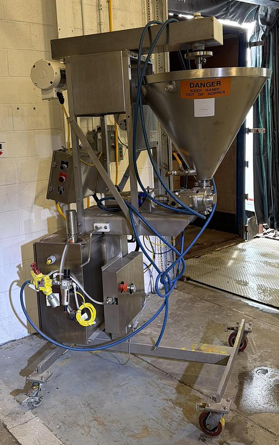 Used Used Hinds Bock Stainless Steel Single Head Servo Driven Pump Filler, Model SP-01