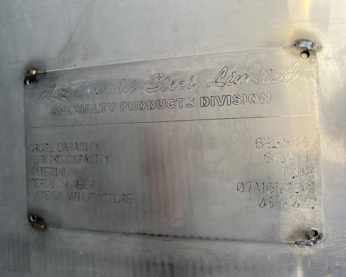 Used Used 1,800 Gallon (68.25 HL) Stainless Steel Closed Top Vertical Holding Tank