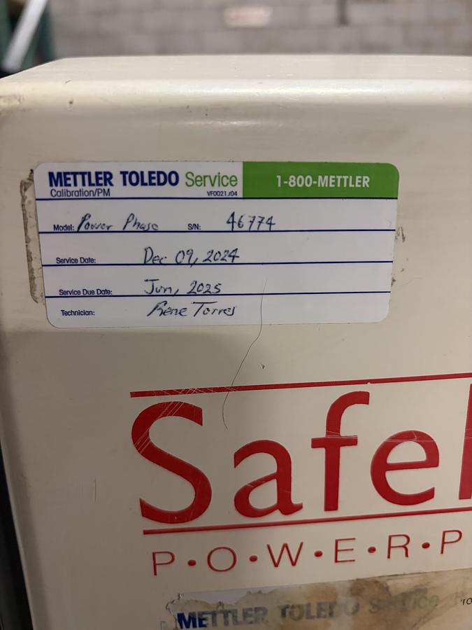 Used Used Safeline Inline Metal Detector, Model Power Phase