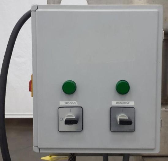 Used Used Alfa Laval 6 x 3 Stainless Steel Vertical Scraped Surface Heat Exchanger, Model Contherm