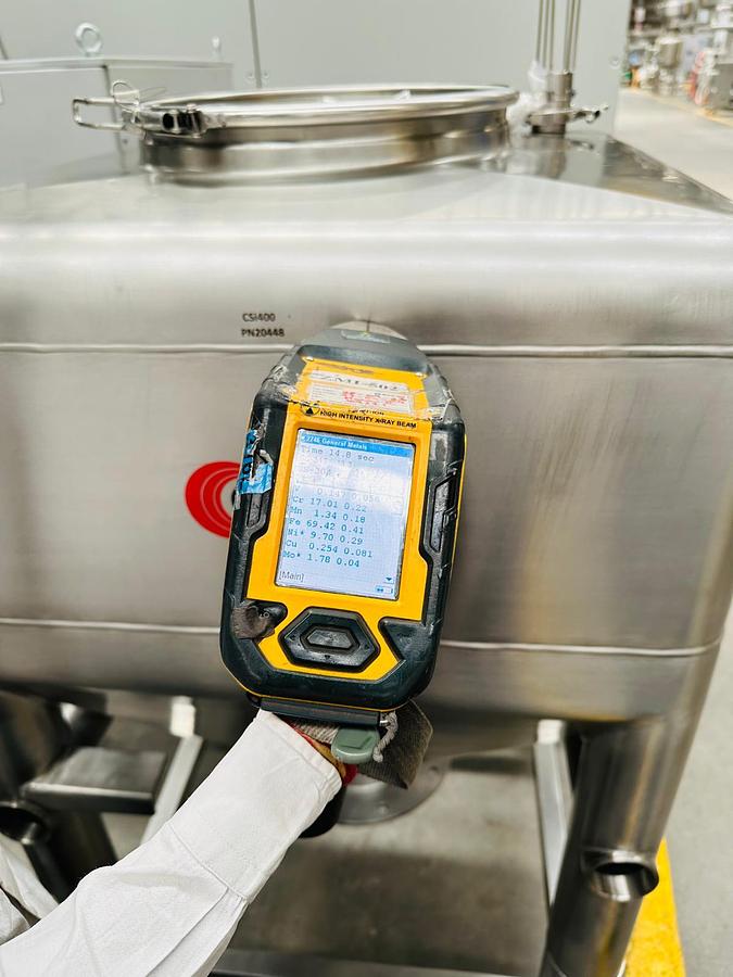 UNUSED GLATT CMi 400 POWDER TOTE BLENDING SYSTEM