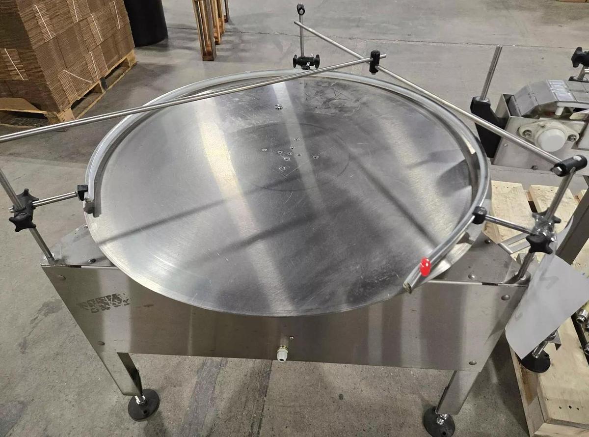 Used Used E-PAK 40” Stainless Steel Accumulating Table